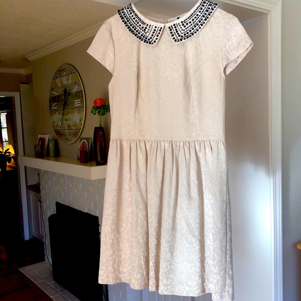 Kenzie pan collar dress, size M